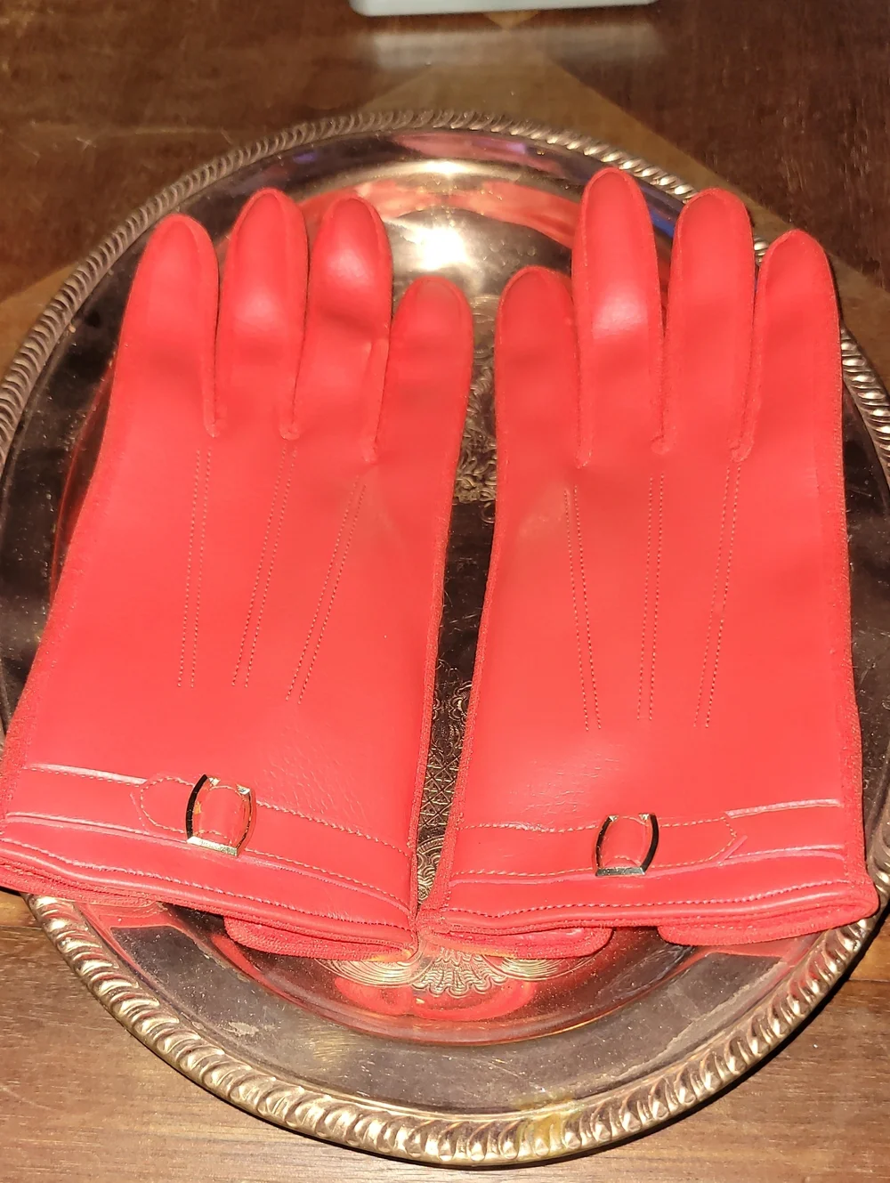 Vintage 1960s Mod Red Vinyl Dress Gloves. BRAND-NEW. Flawless.